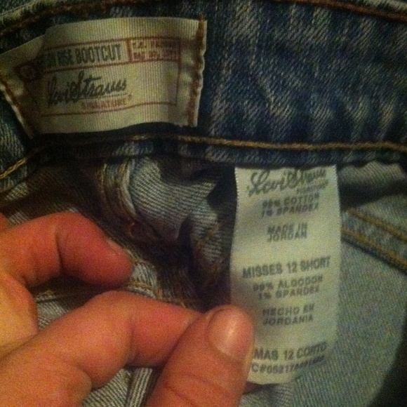 Womens Levi's in great condition😍 - Picture 3 of 4